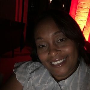 Meet your Posher, Ida